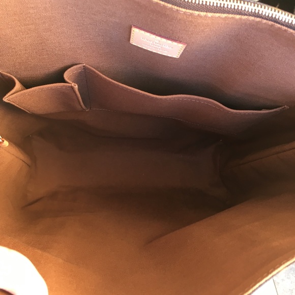 Louis Vuitton tote bag - Picture 5 of 8